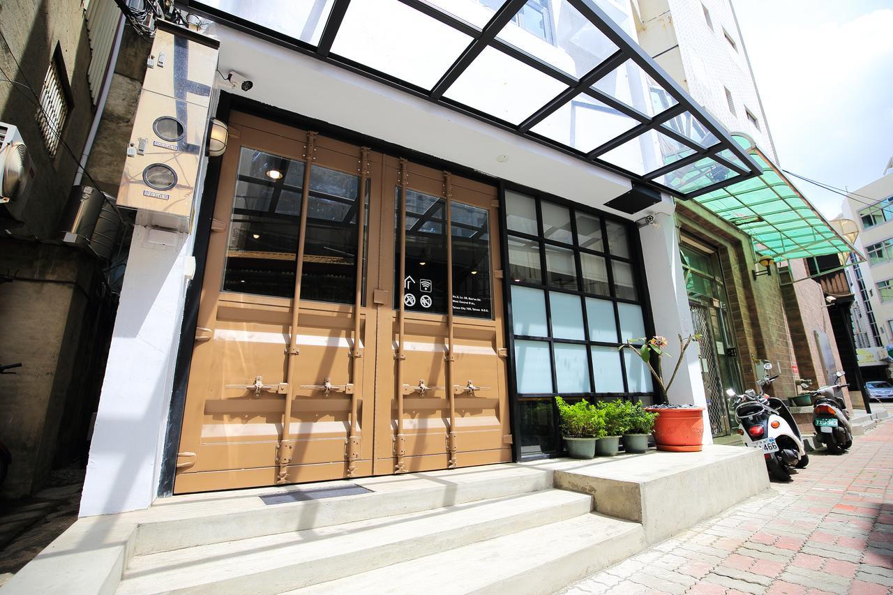 It'S 一起 旅店 Lägenhet Tainan Exteriör bild